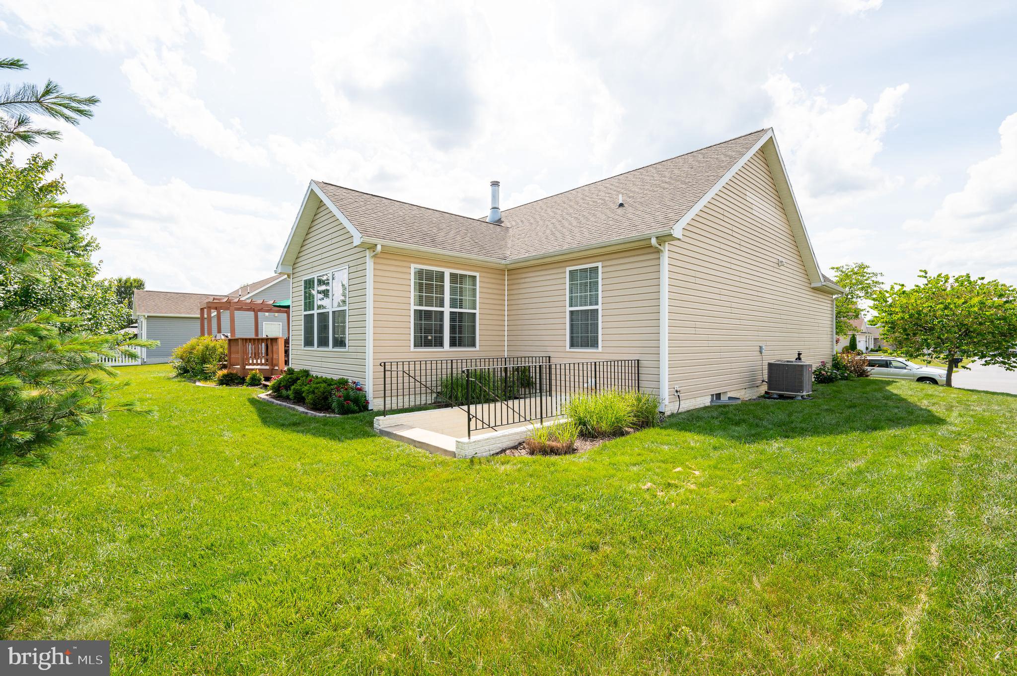 BRIDLE CREEK - Residential