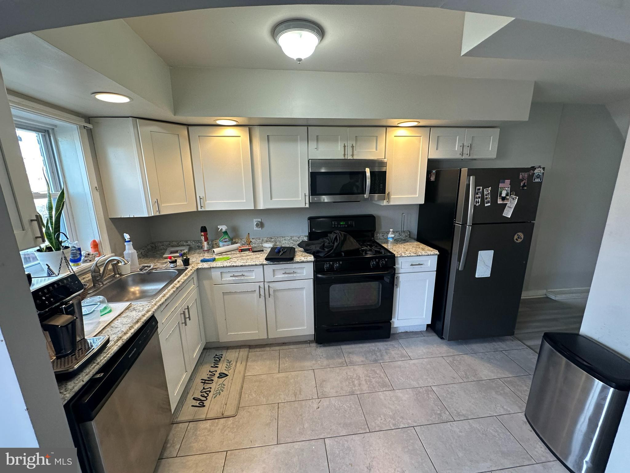 MAYFAIR (WEST) - Residential