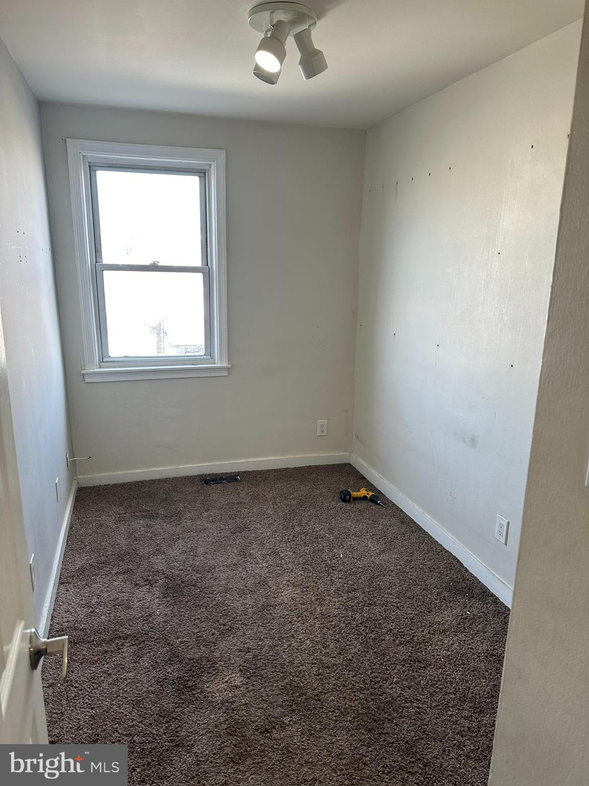 MAYFAIR (WEST) - Residential