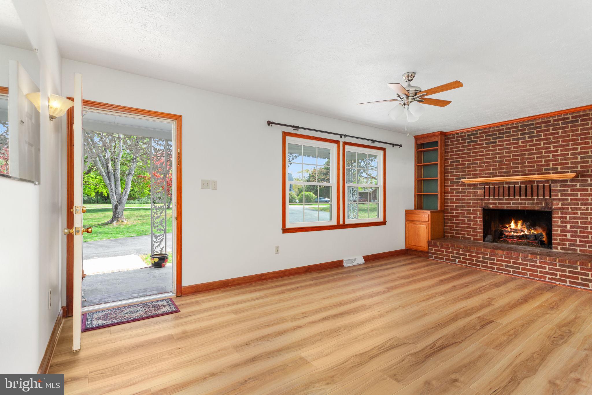 BLUE WATER - Residential