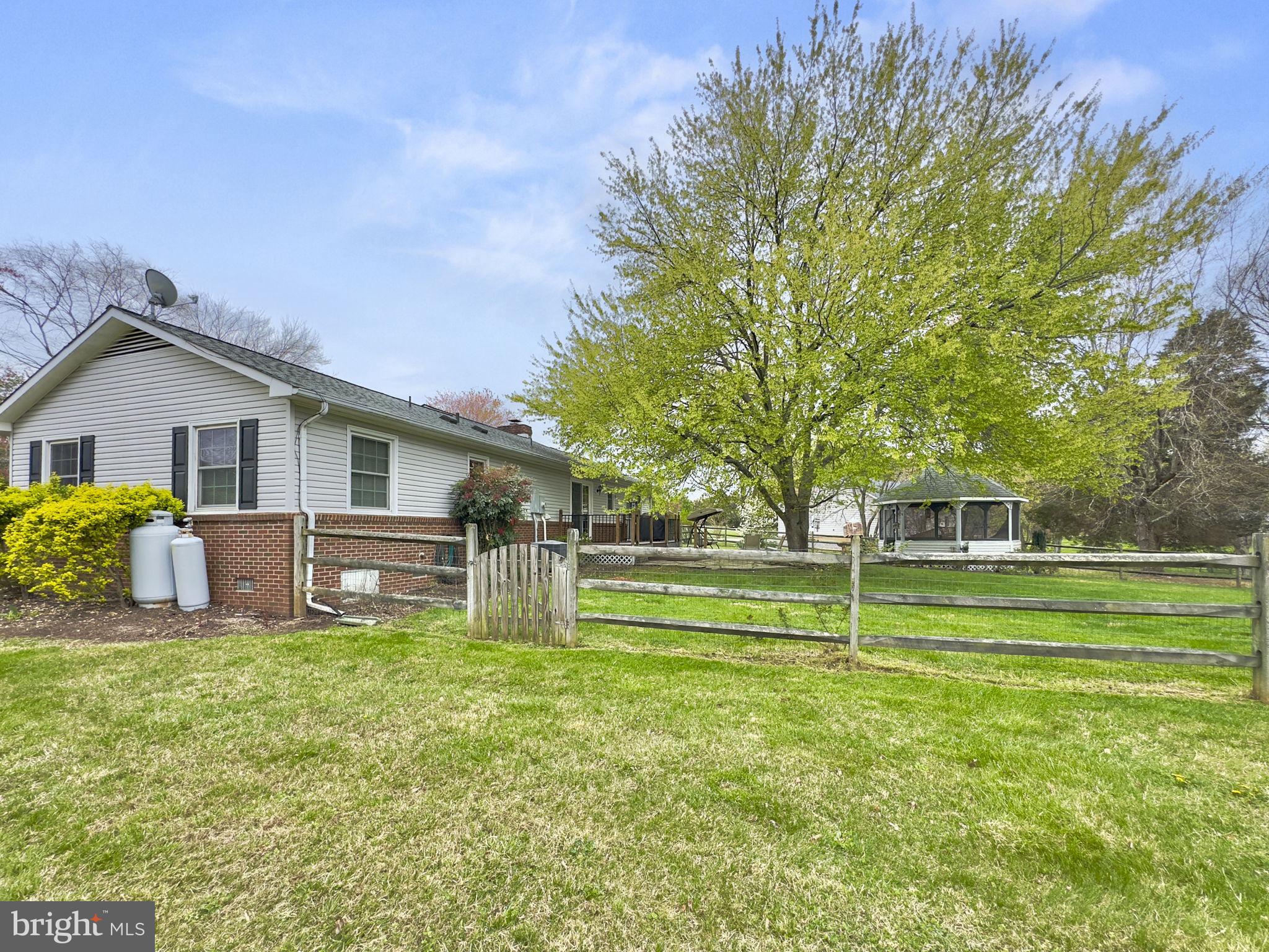 BLUE WATER - Residential