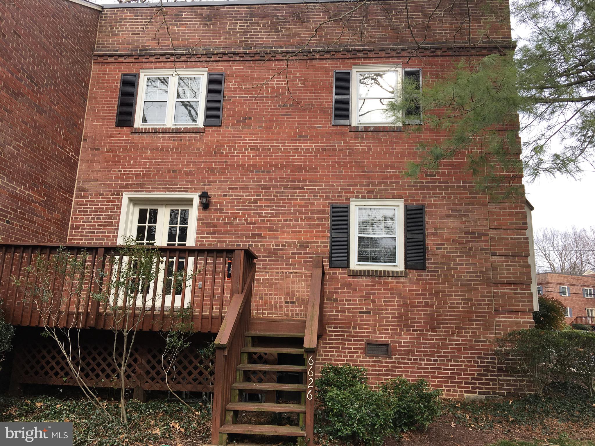 KENWOOD FOREST - Residential Lease