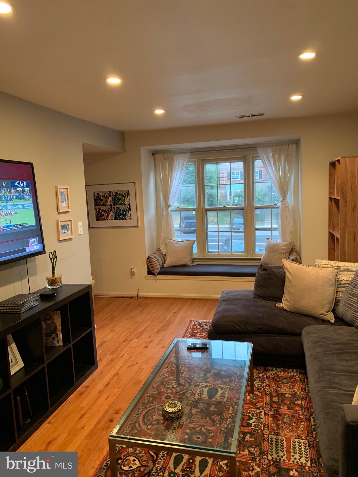 KENWOOD FOREST - Residential Lease