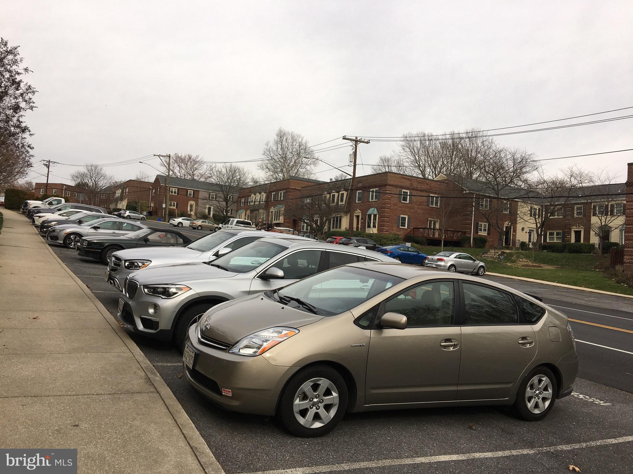 KENWOOD FOREST - Residential Lease