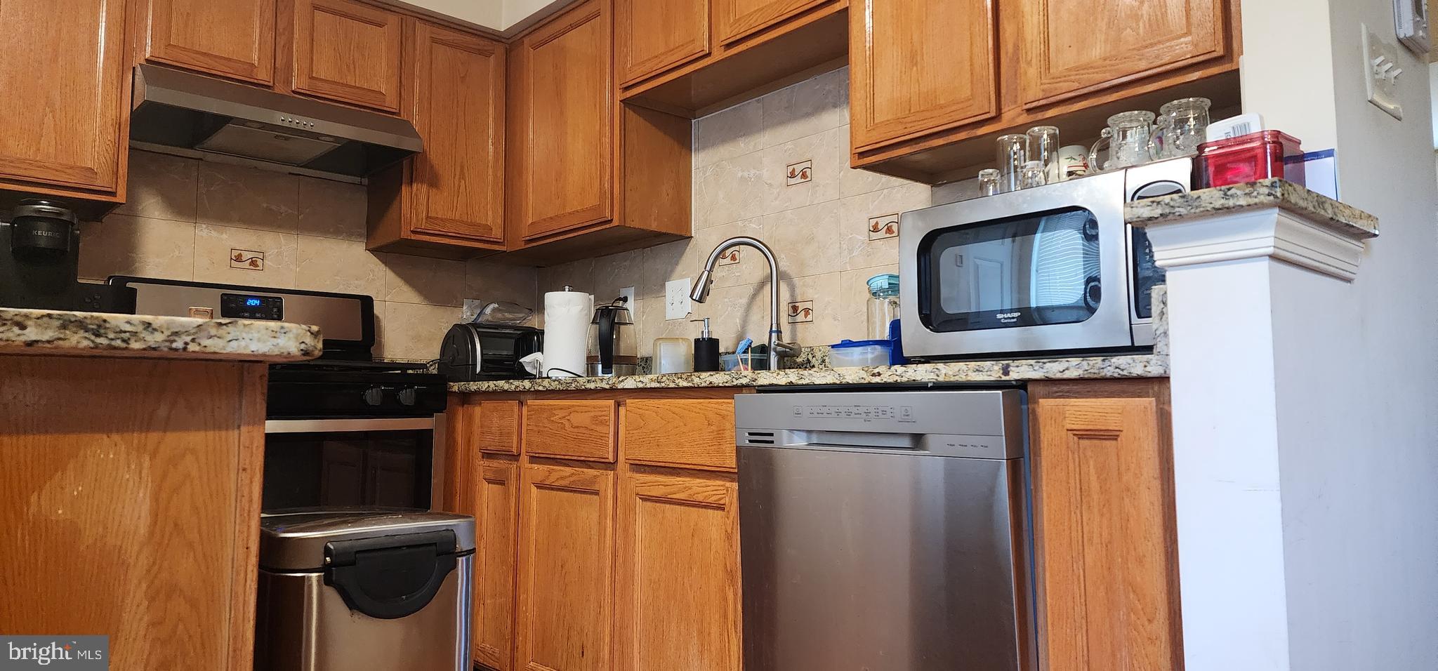 SAVAGE MEADOWS - Residential Lease