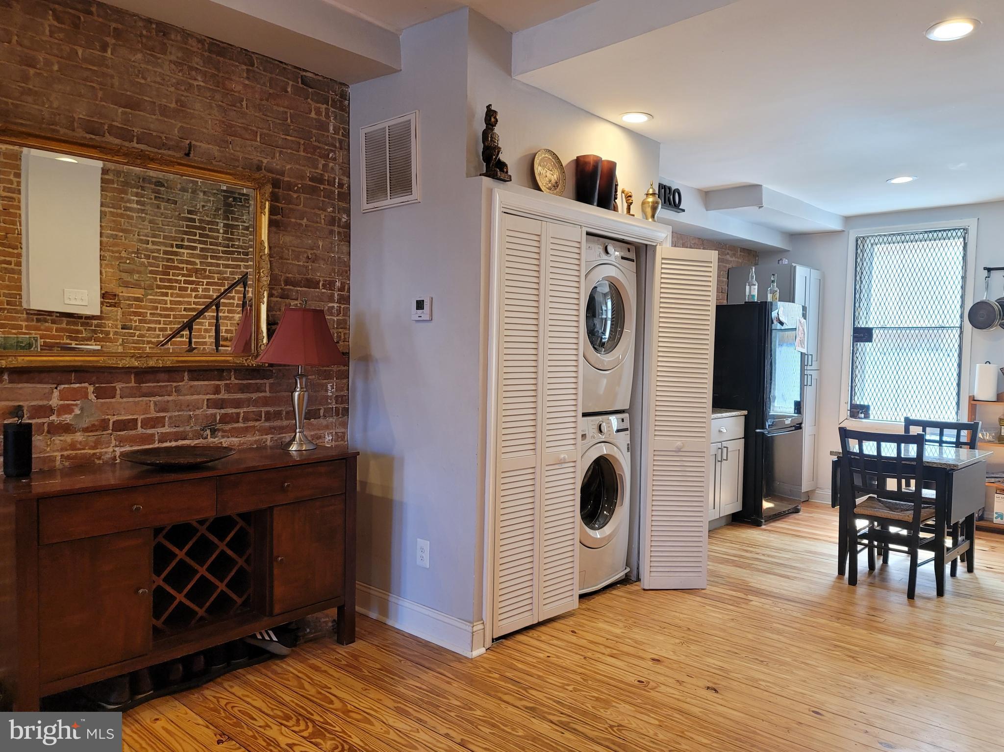 LEXINGTON MARKET - Residential