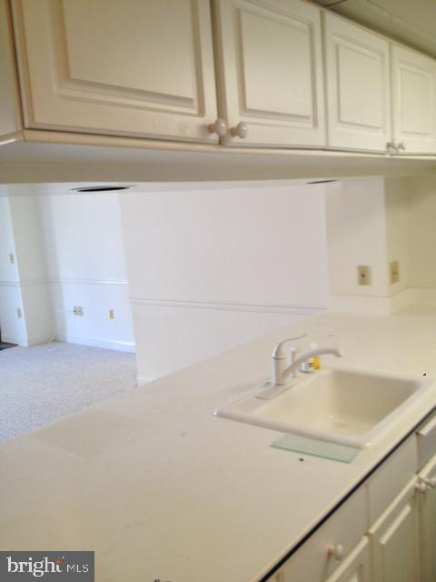 COURTHOUSE - Residential Lease