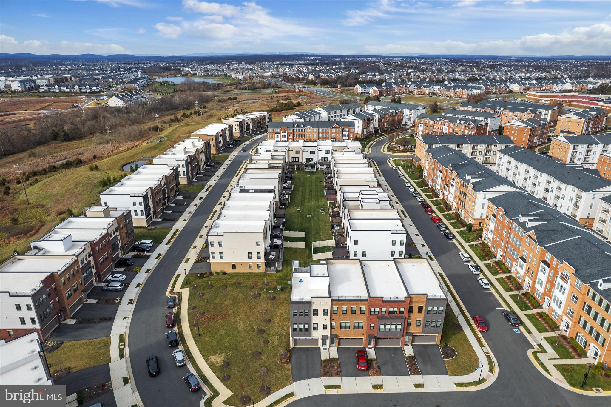 LOUDOUN VALLEY ESTATES 2 - Residential