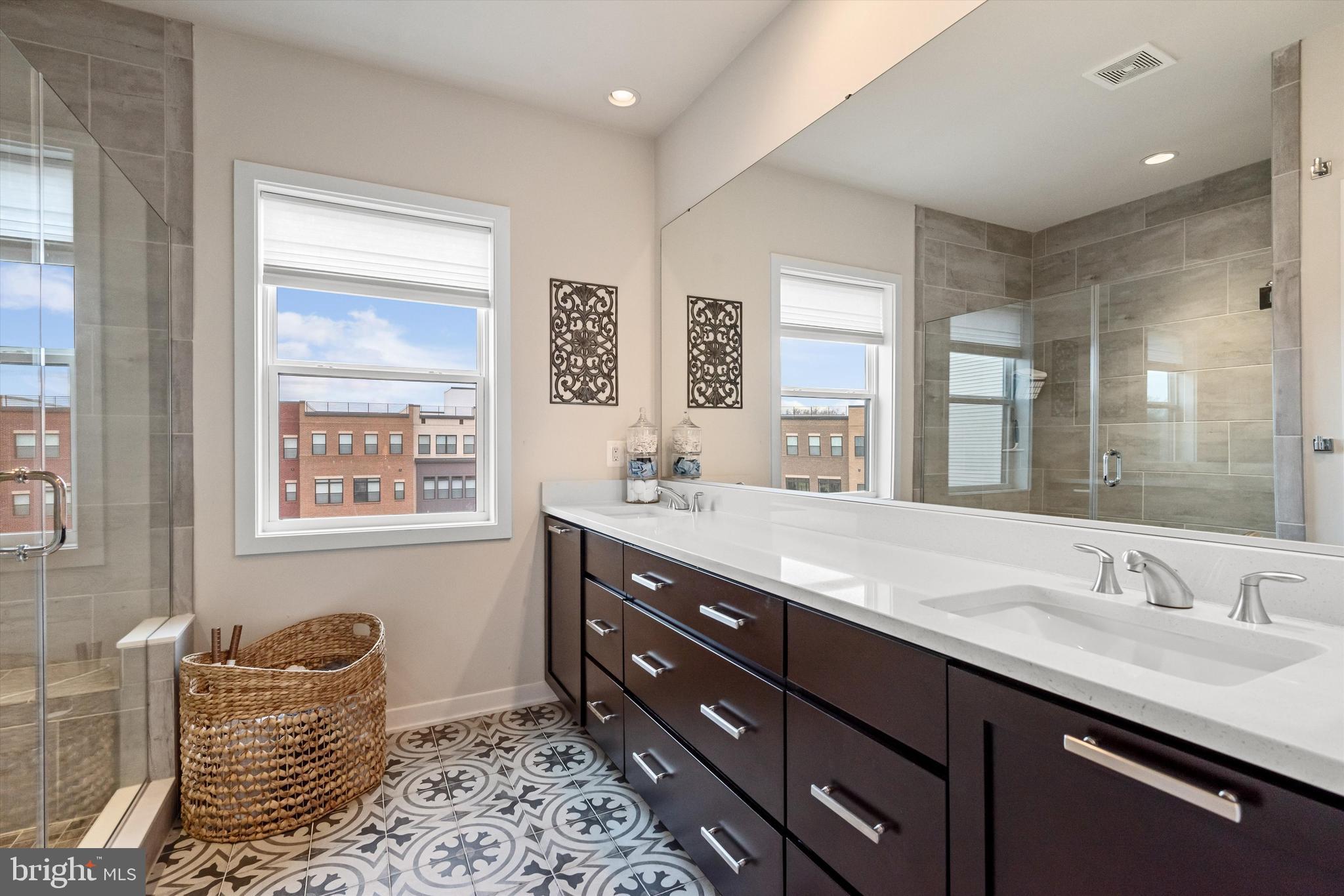 LOUDOUN VALLEY ESTATES 2 - Residential