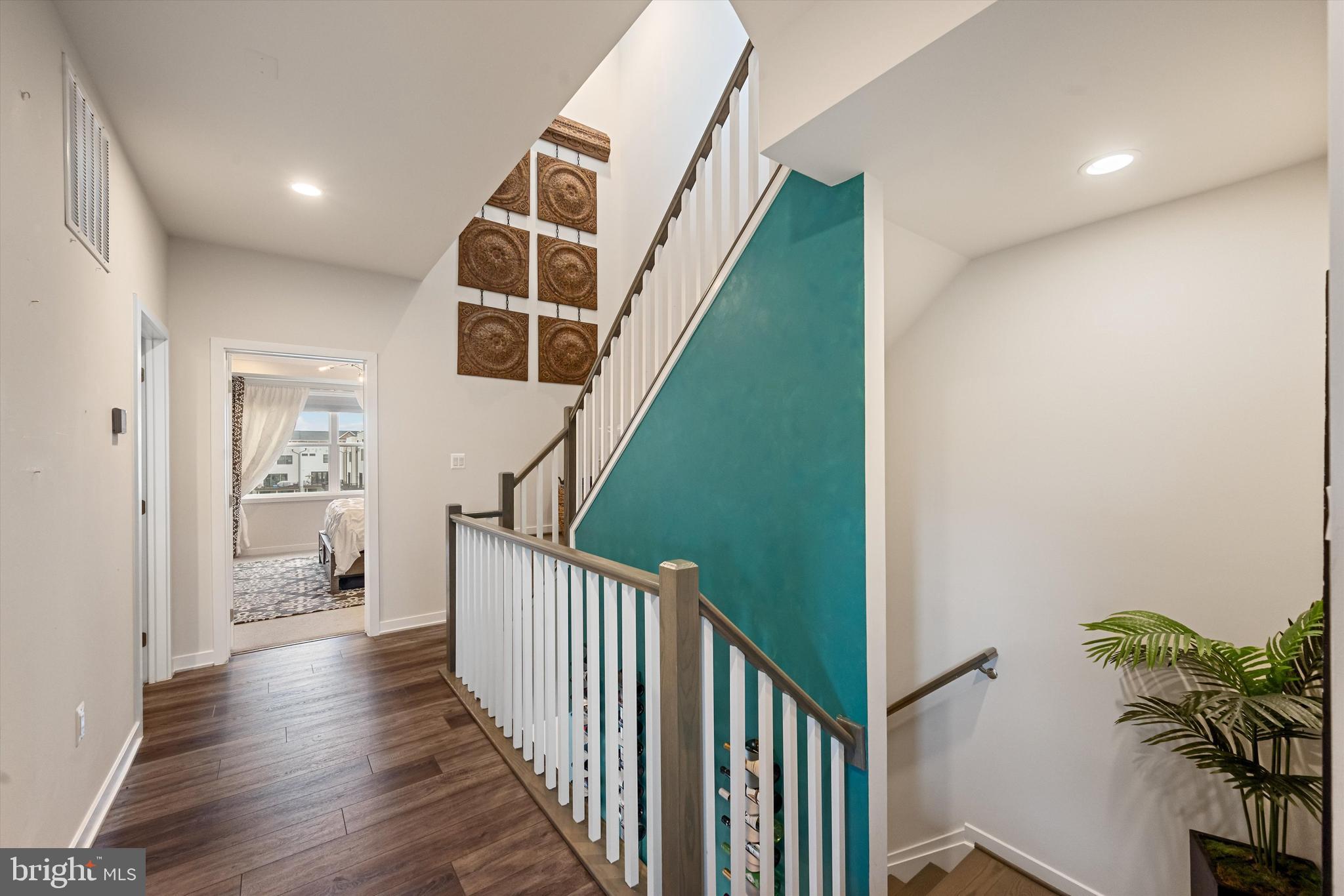 LOUDOUN VALLEY ESTATES 2 - Residential