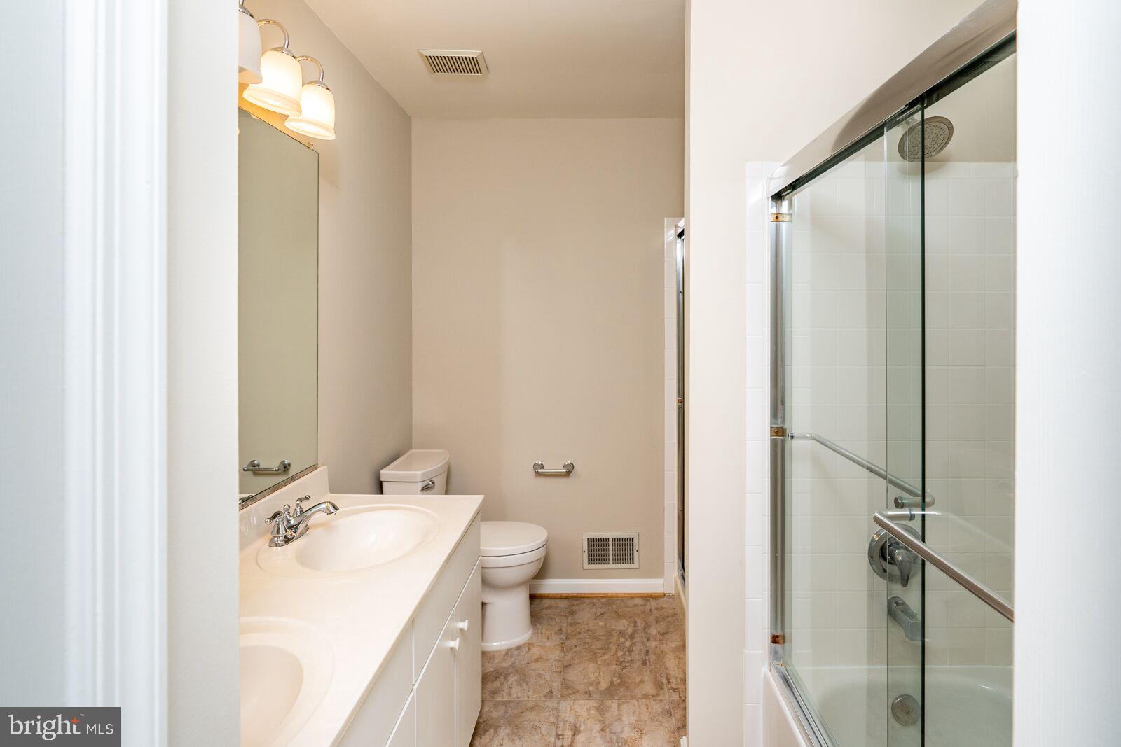 BRYARTON - Residential Lease