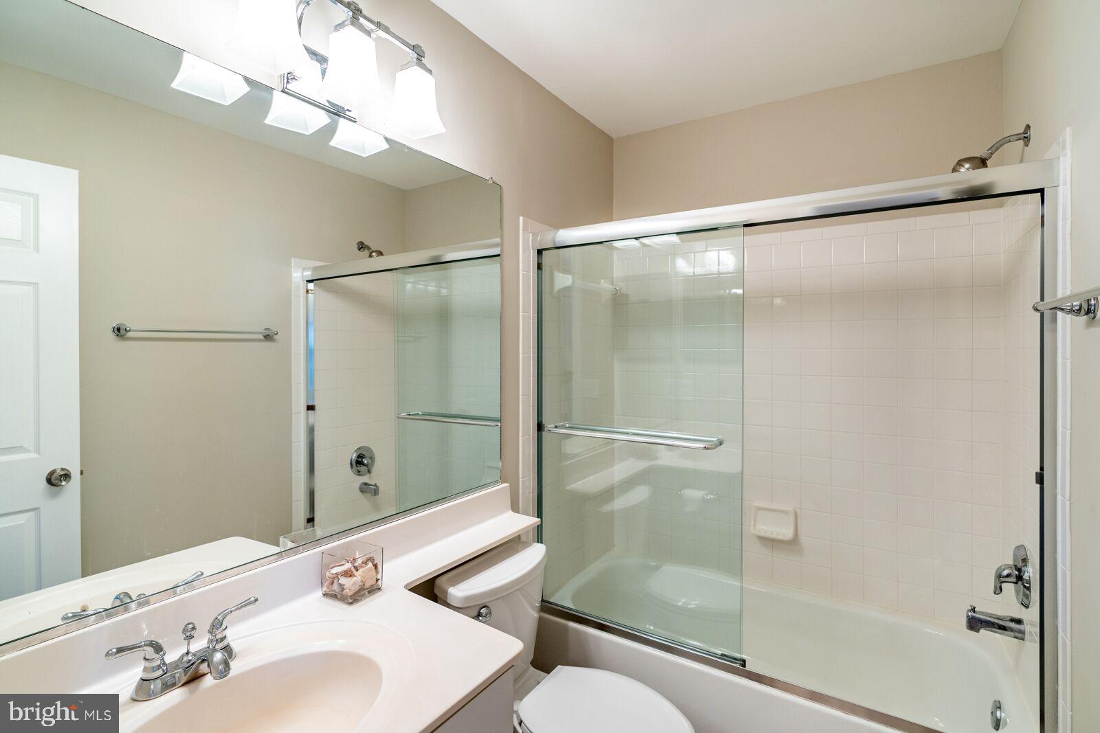 BRYARTON - Residential Lease