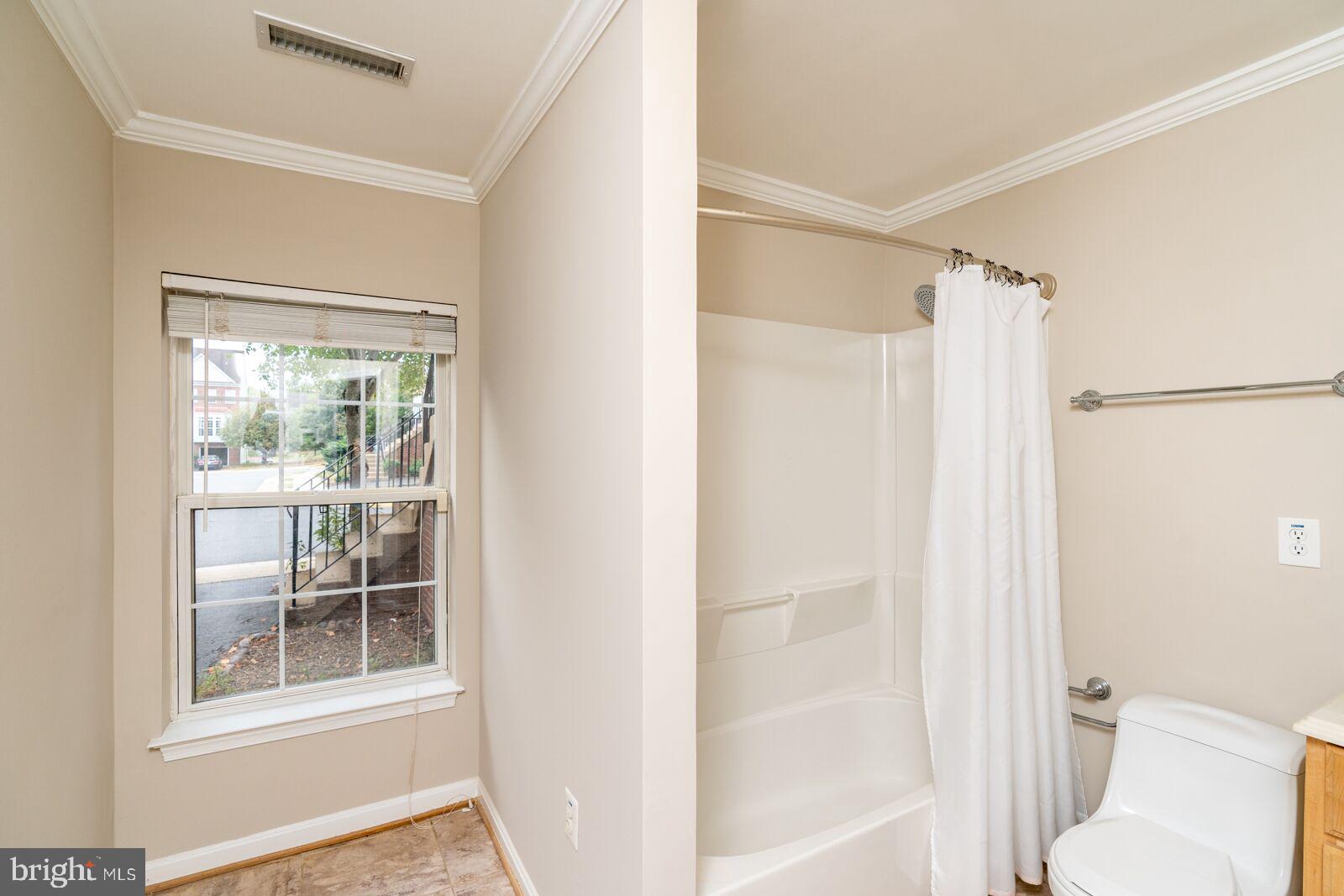 BRYARTON - Residential Lease