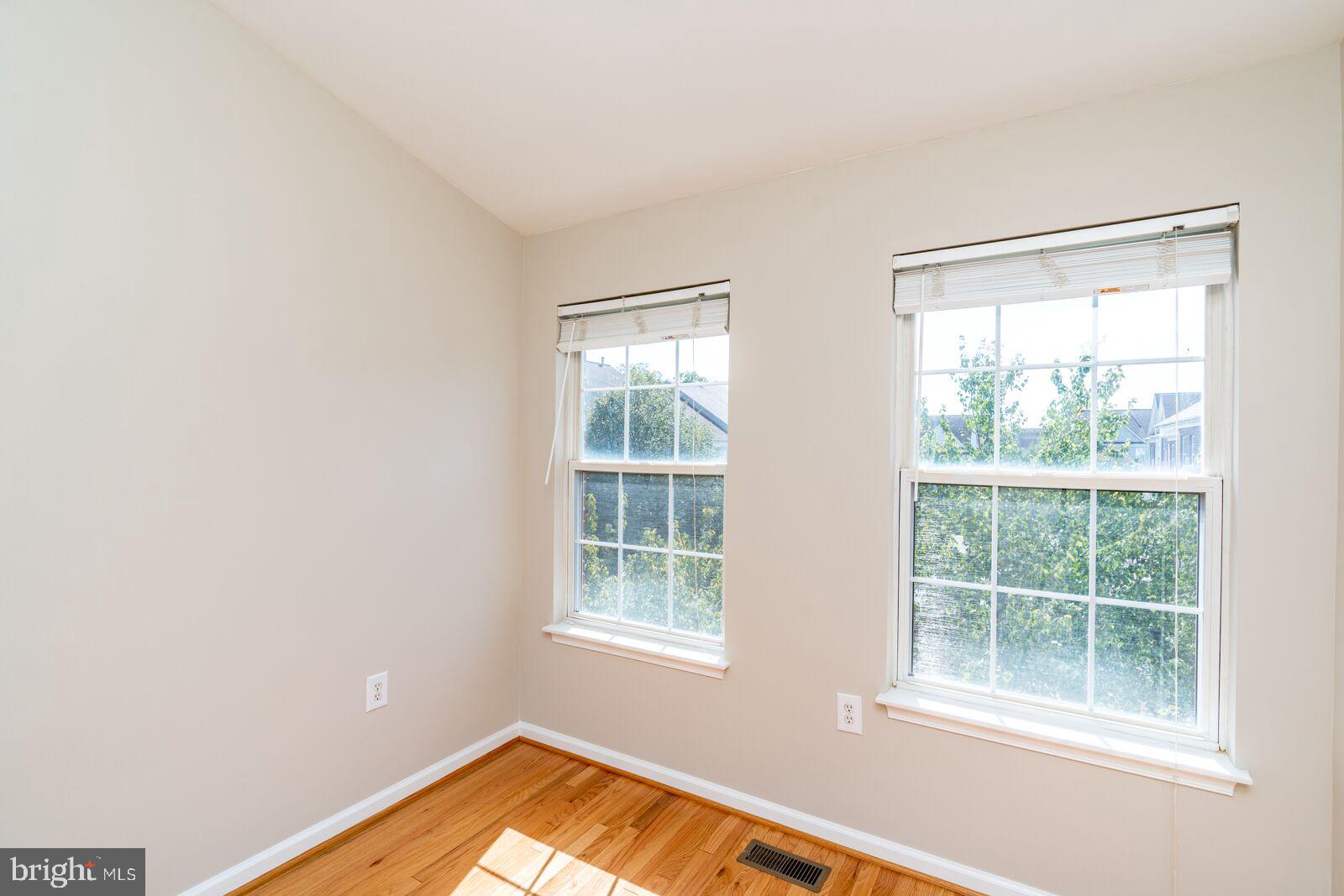 BRYARTON - Residential Lease