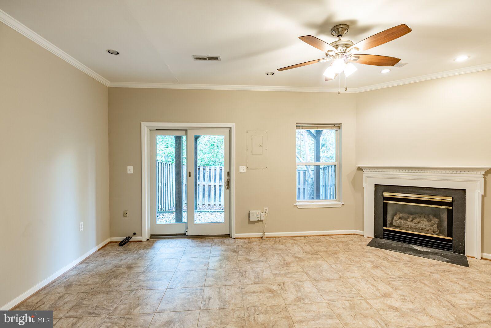 BRYARTON - Residential Lease