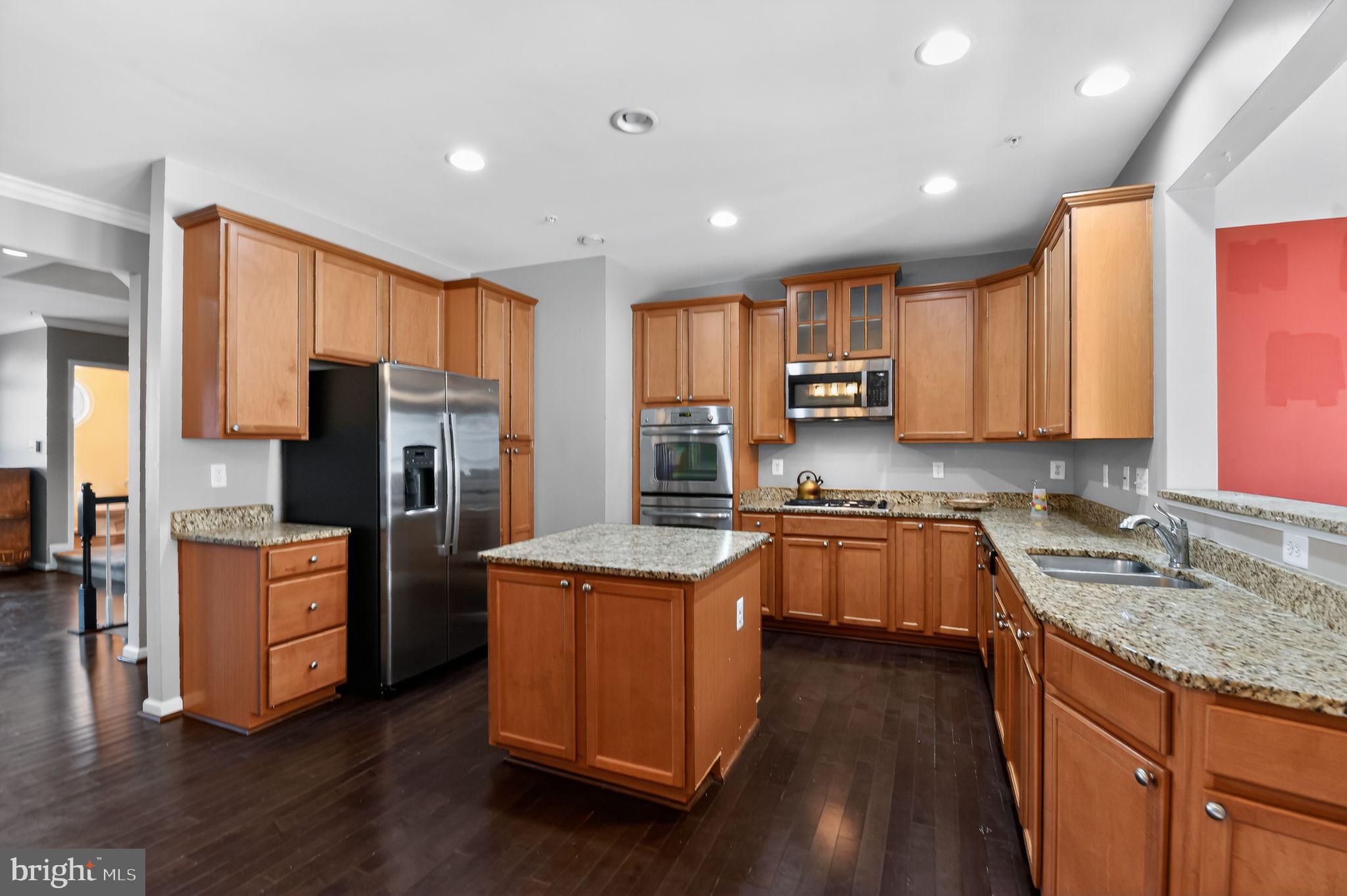 BEACH TREE - Residential Lease