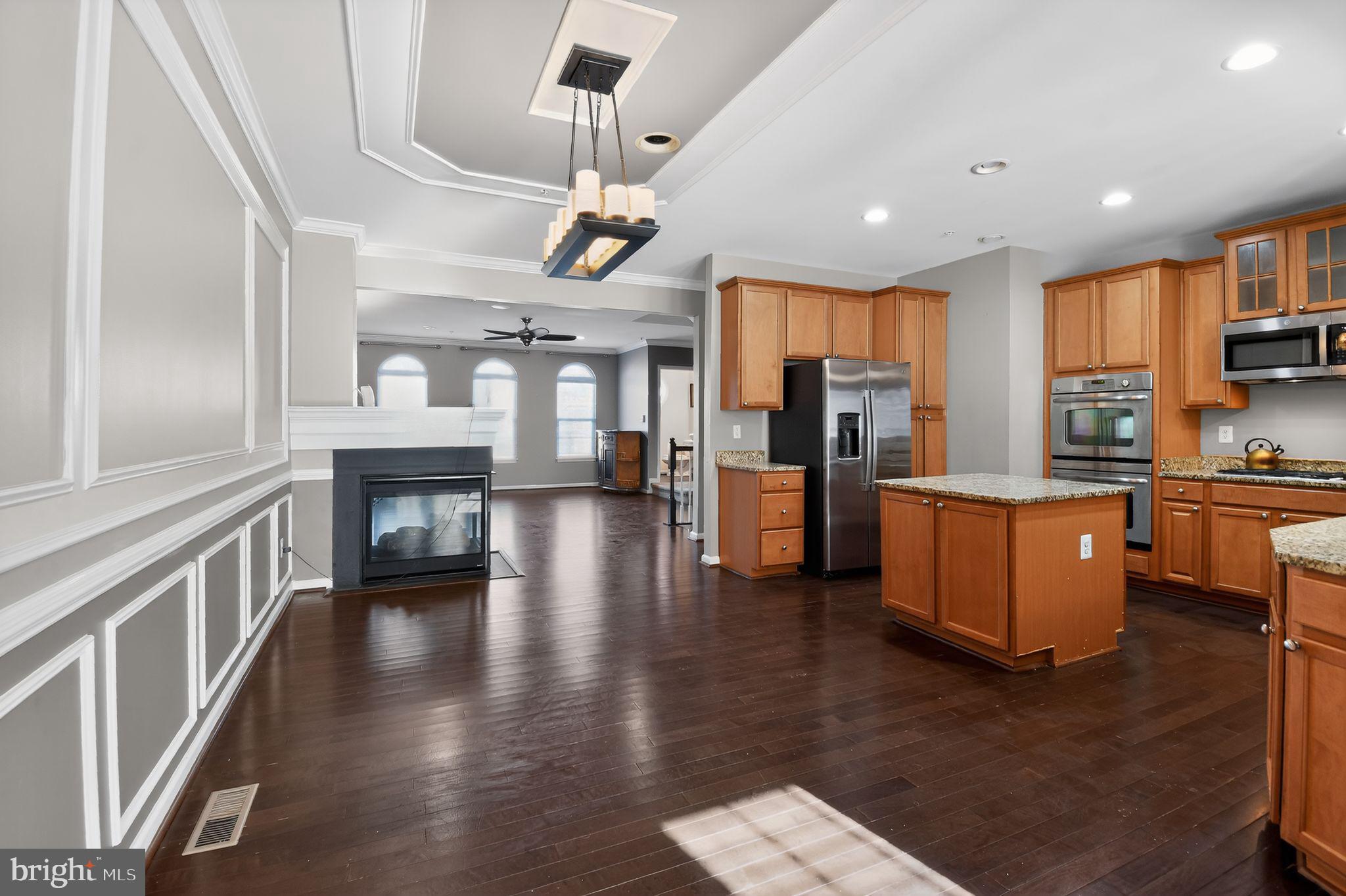 BEACH TREE - Residential Lease