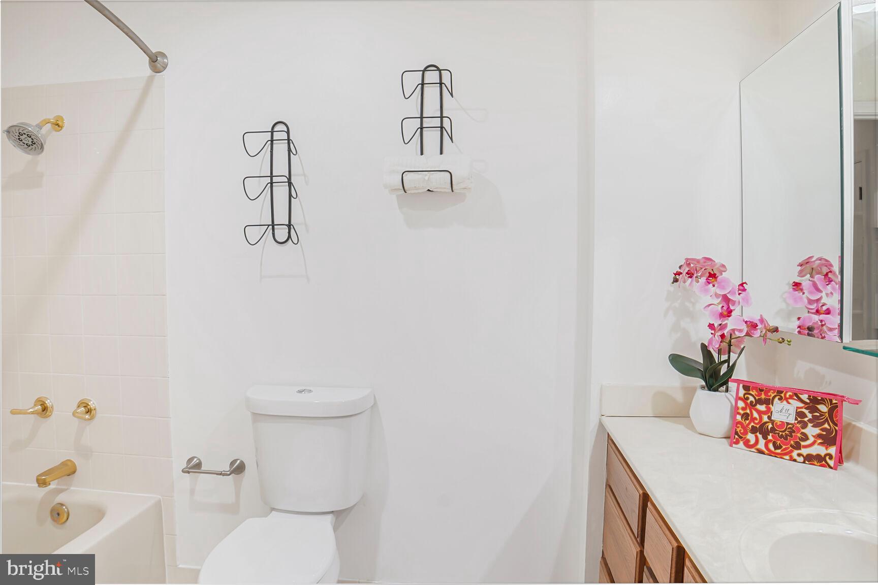 BUCKINGHAM AT BELAIR - Residential