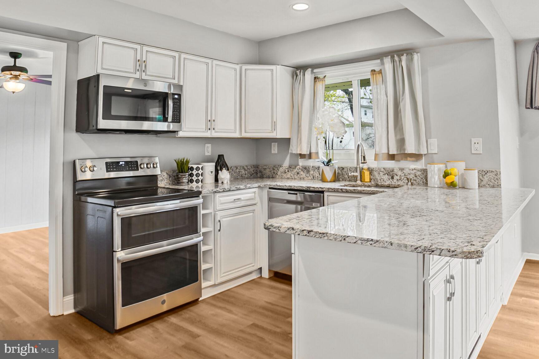 BUCKINGHAM AT BELAIR - Residential