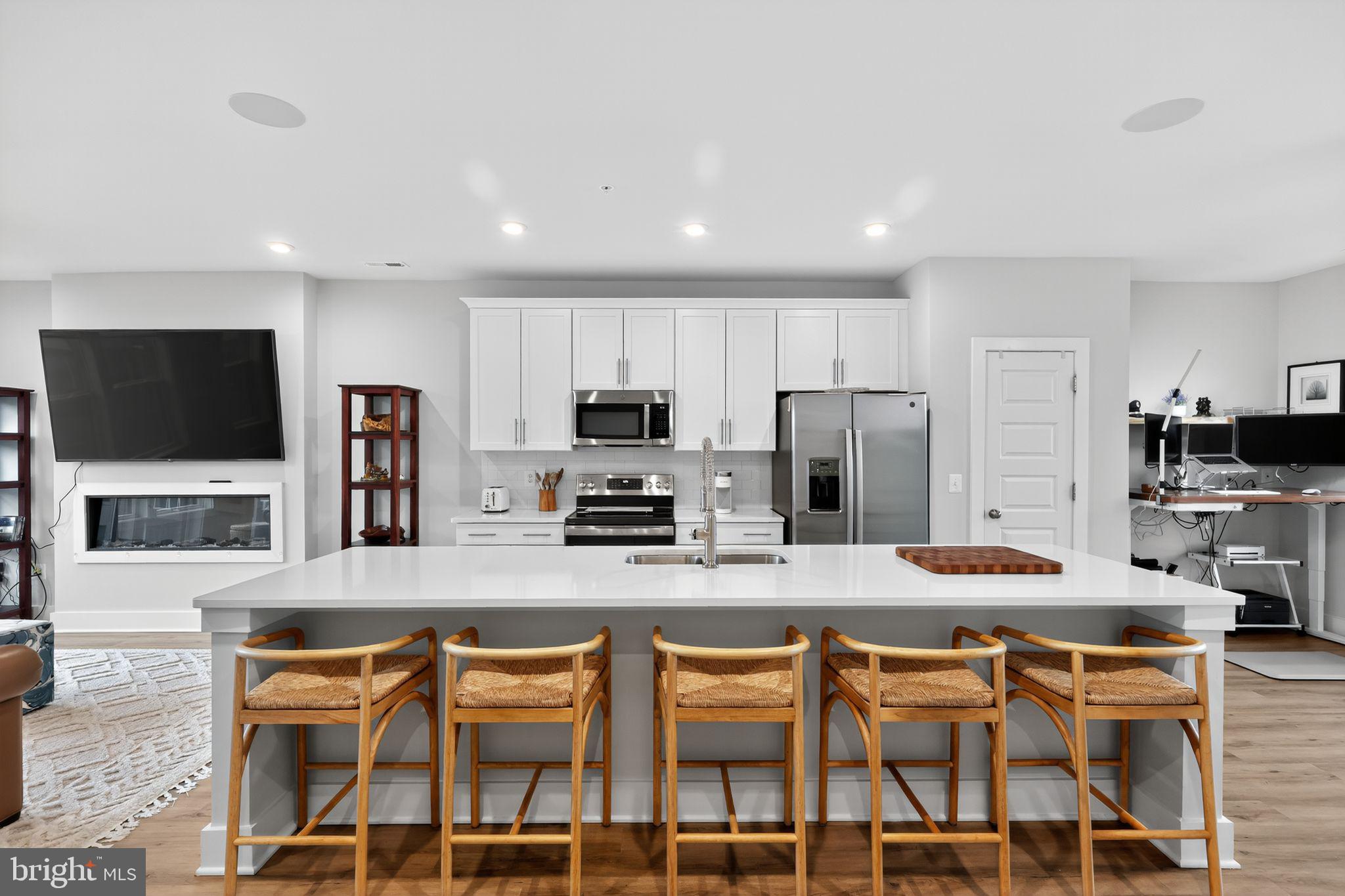 5268 OLD MAIN STREET C 303