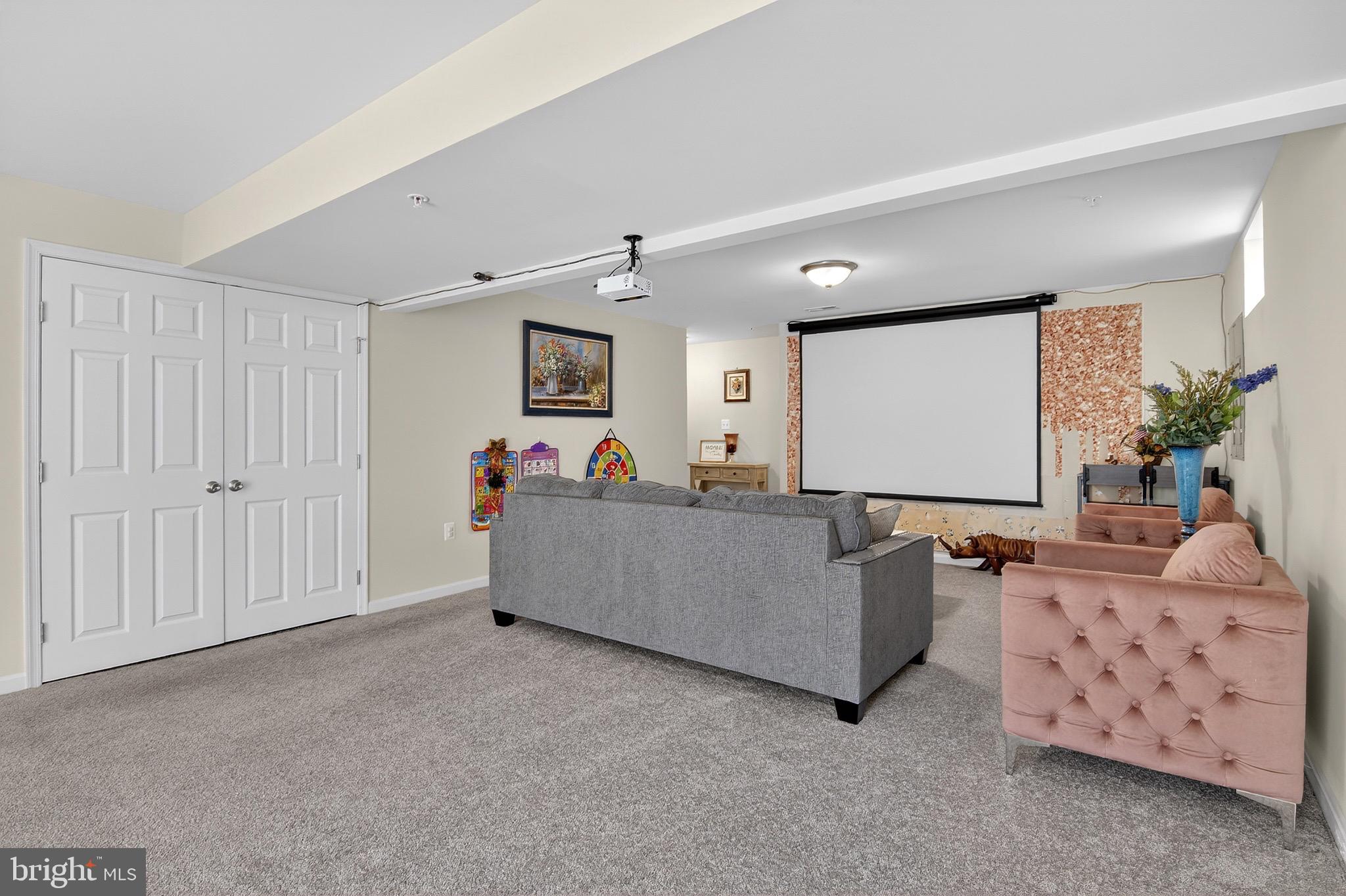 CLARK'S REST - Residential