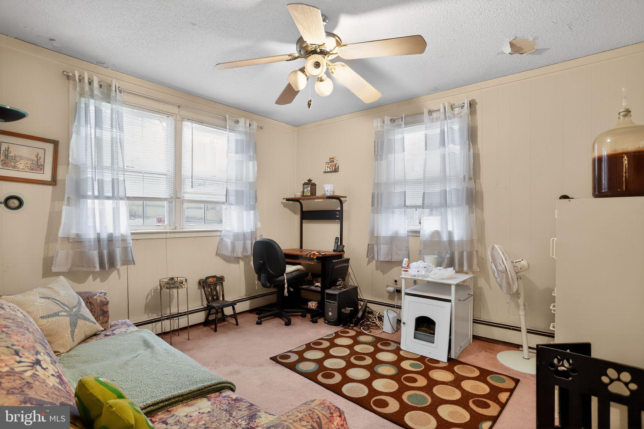 HUNTINGDON VALLEY - Residential