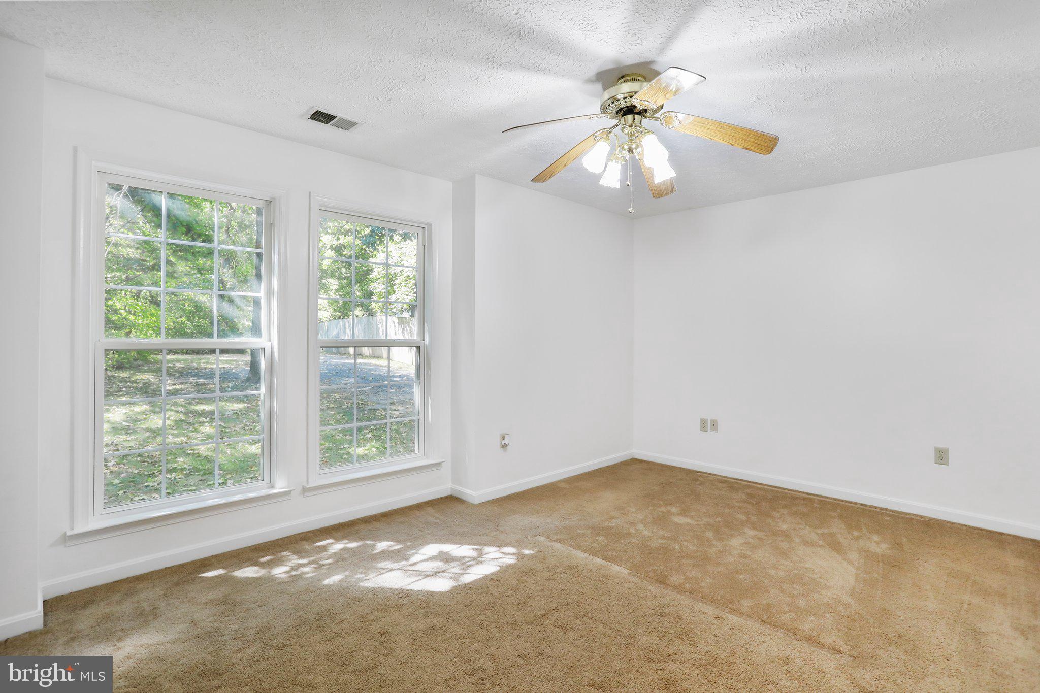 SPRING VALLEY - Residential