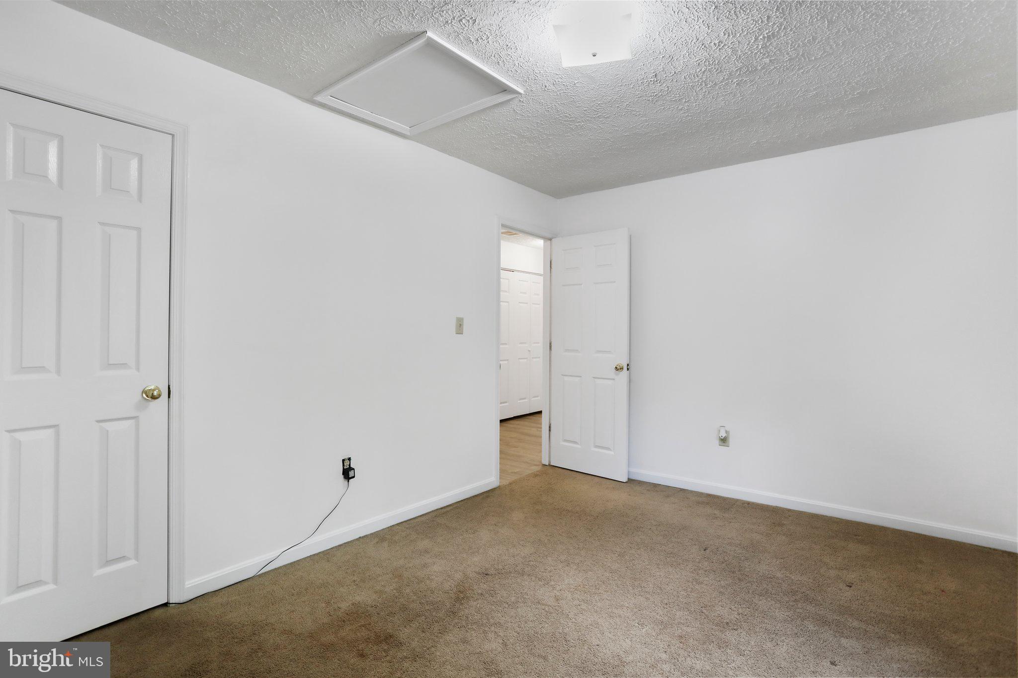 SPRING VALLEY - Residential