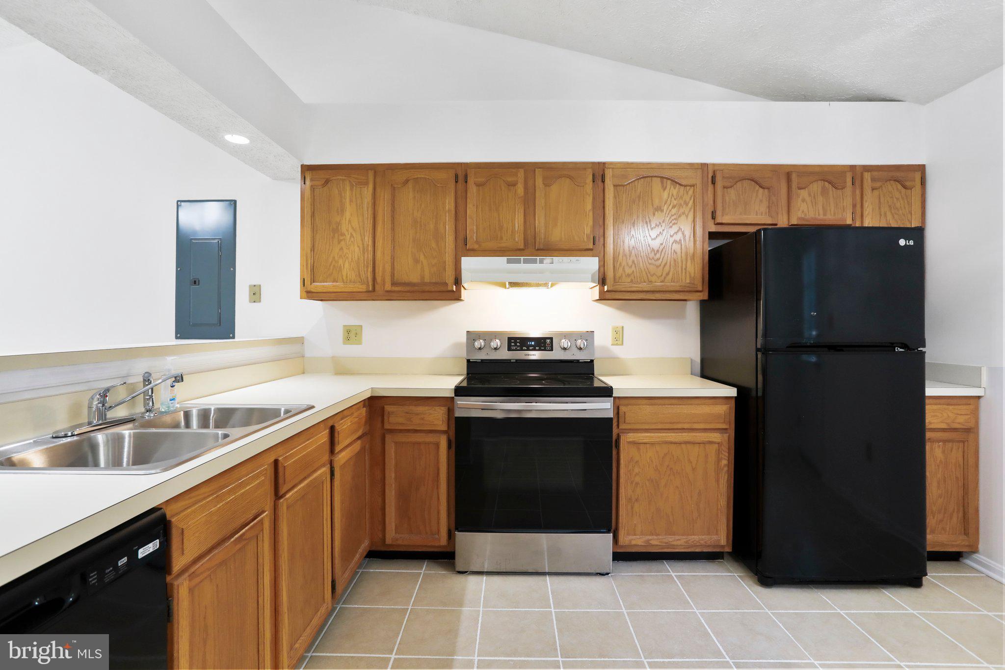 SPRING VALLEY - Residential