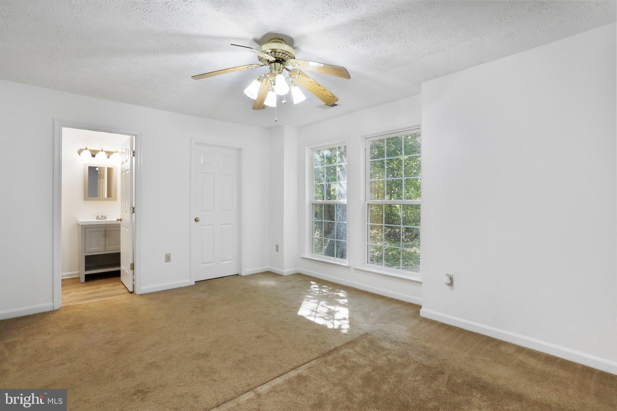 SPRING VALLEY - Residential