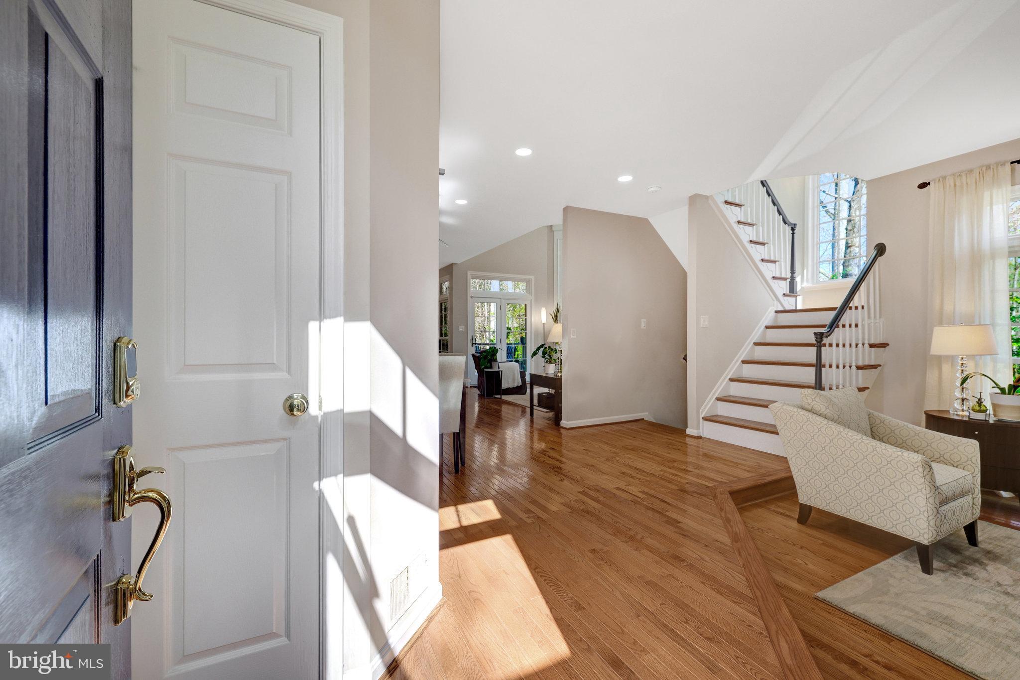 RESTON - Residential