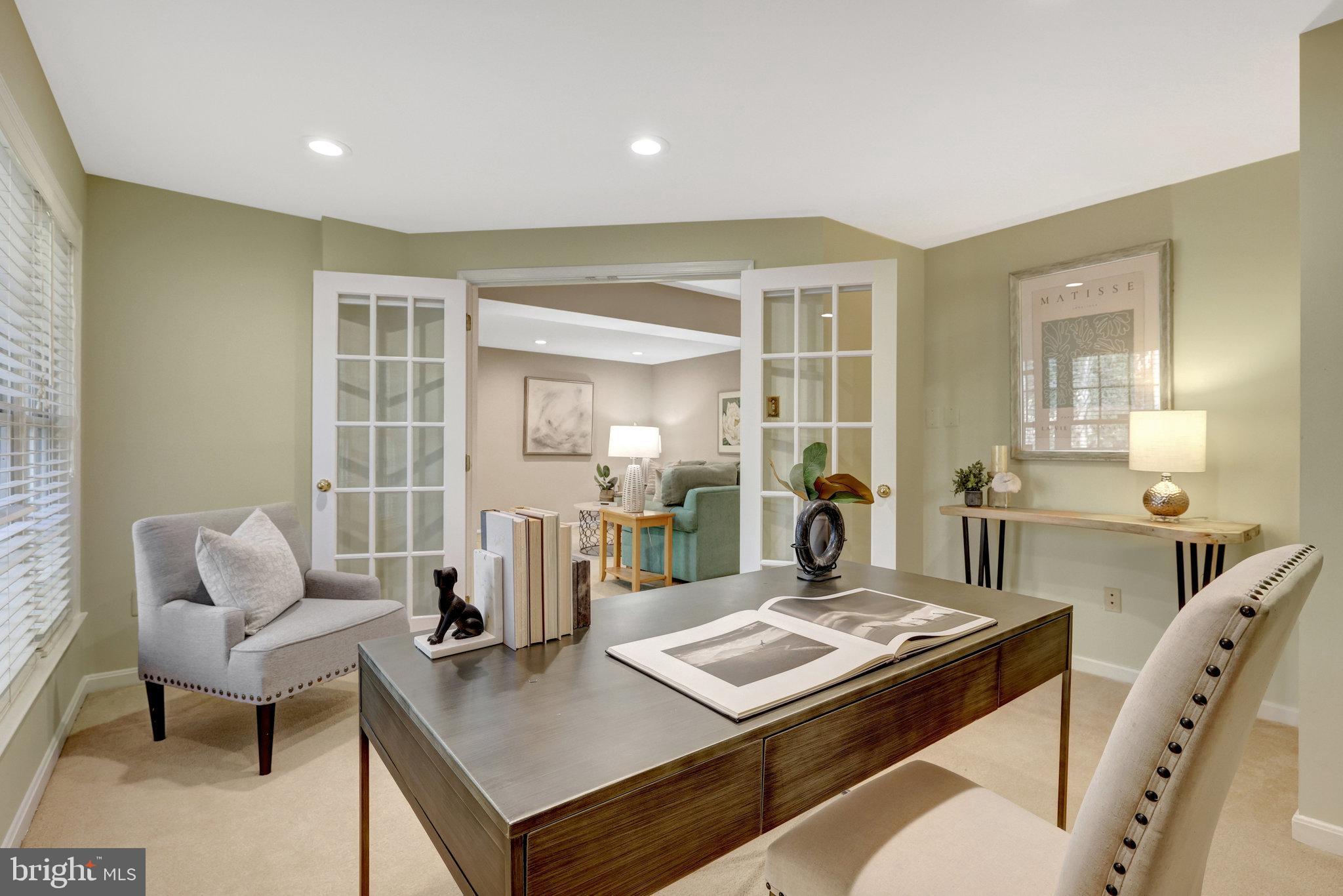 RESTON - Residential