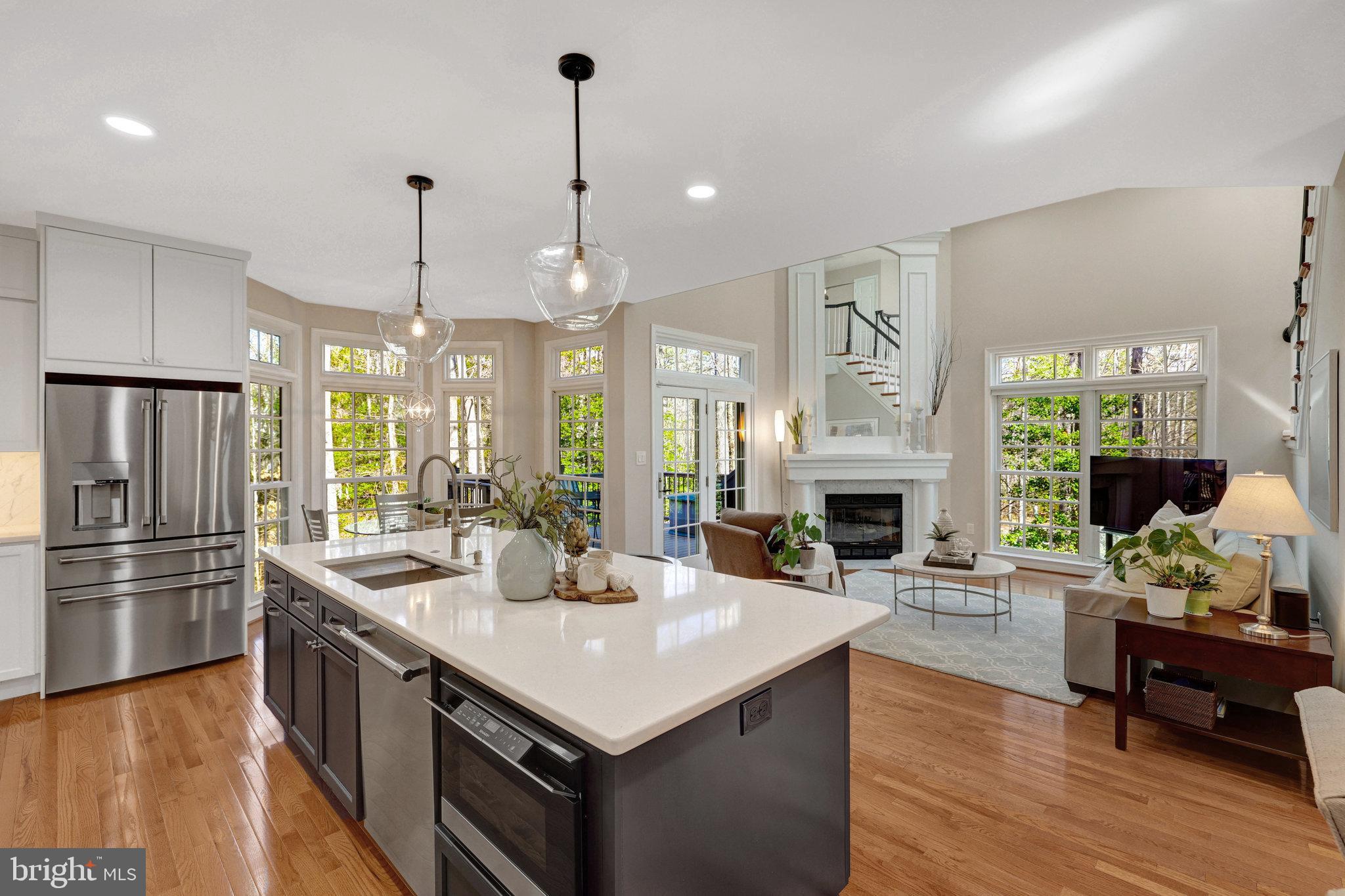 RESTON - Residential