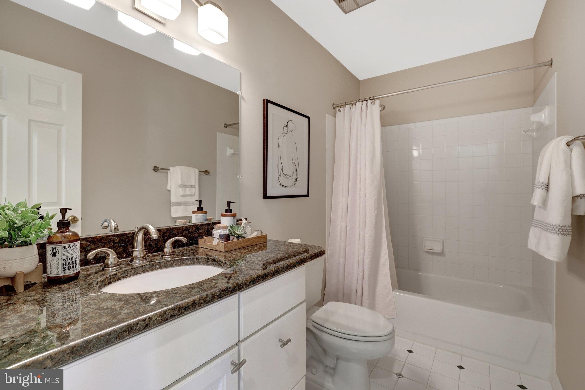 RESTON - Residential