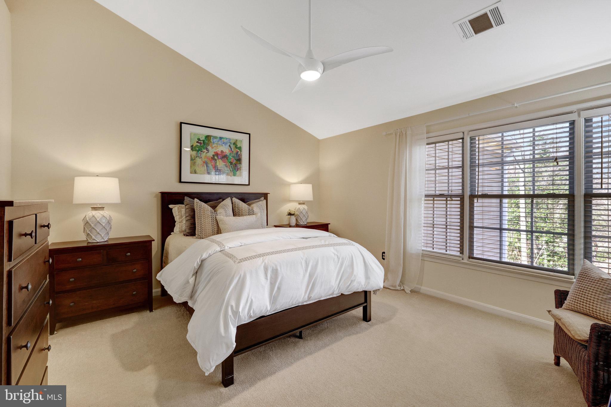RESTON - Residential