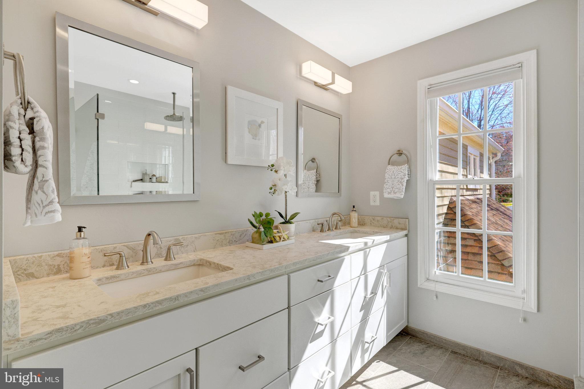 RESTON - Residential
