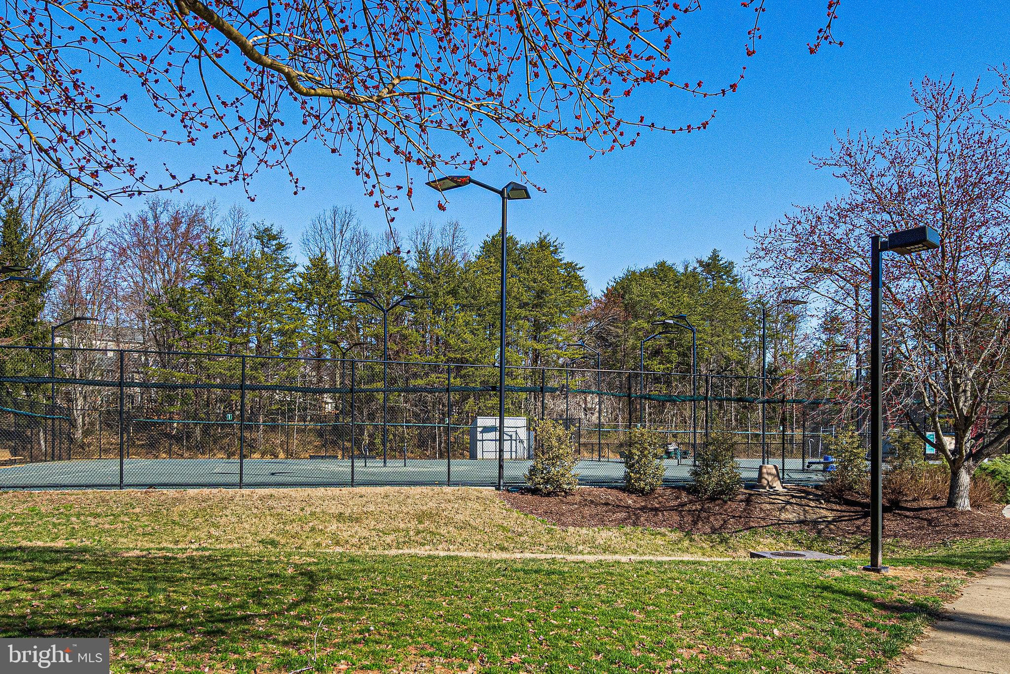 RESTON - Residential