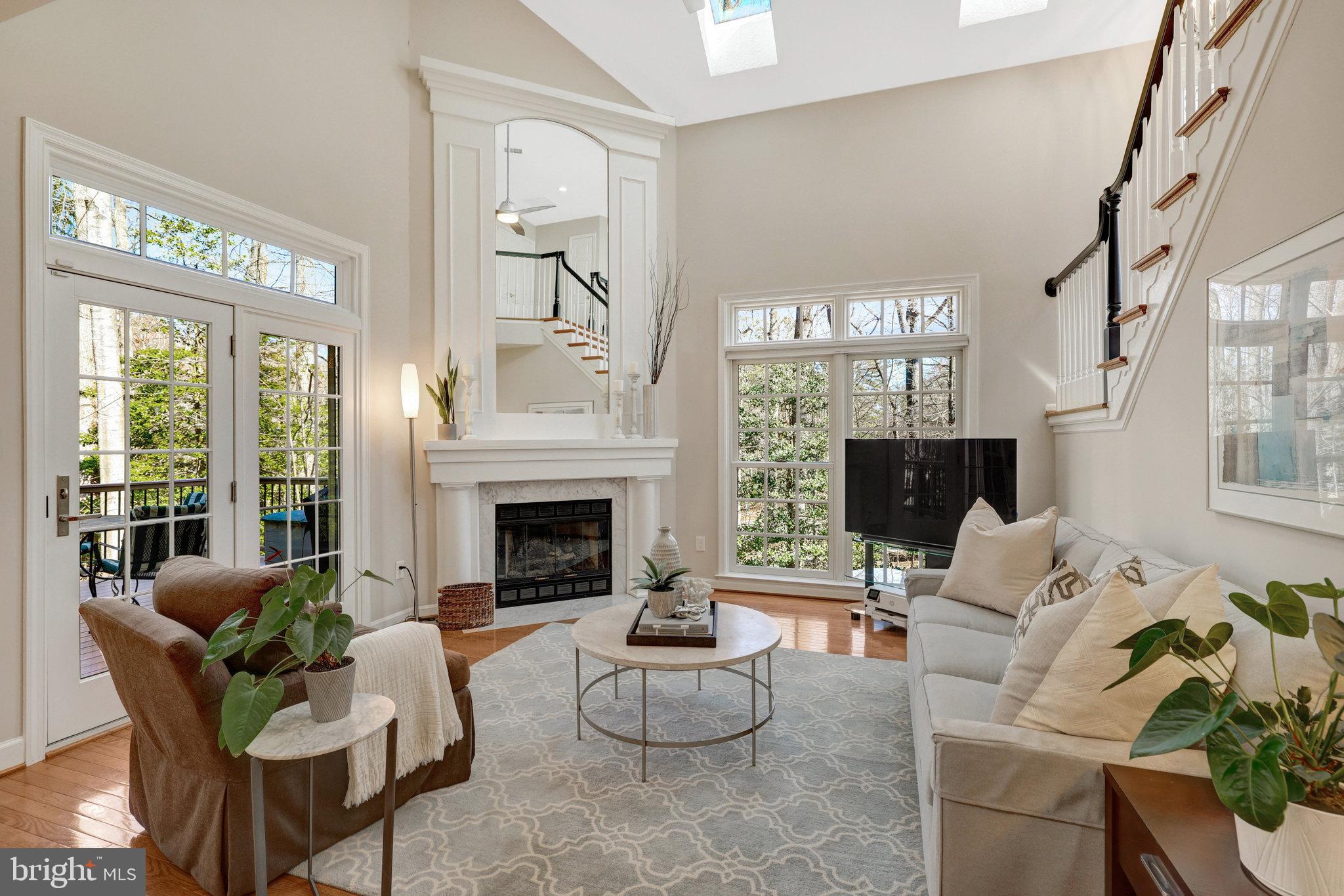 RESTON - Residential