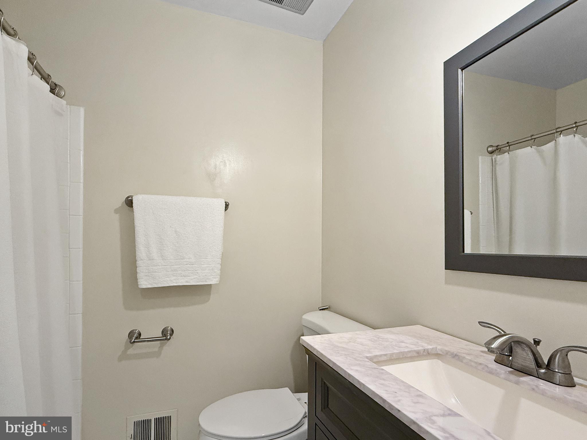 HIGHLANDS OF OLNEY - Residential