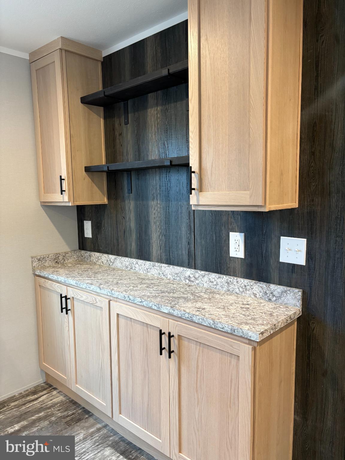 2461 ELIZABETH AVENUE D2