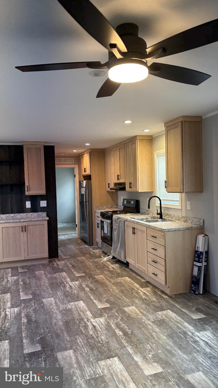 2461 ELIZABETH AVENUE D2