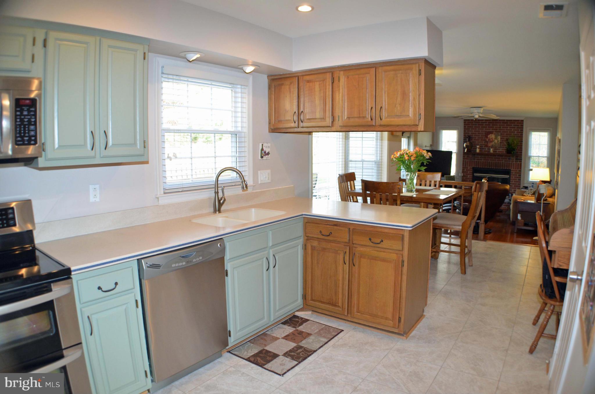 FOX MILL ESTATES - Residential