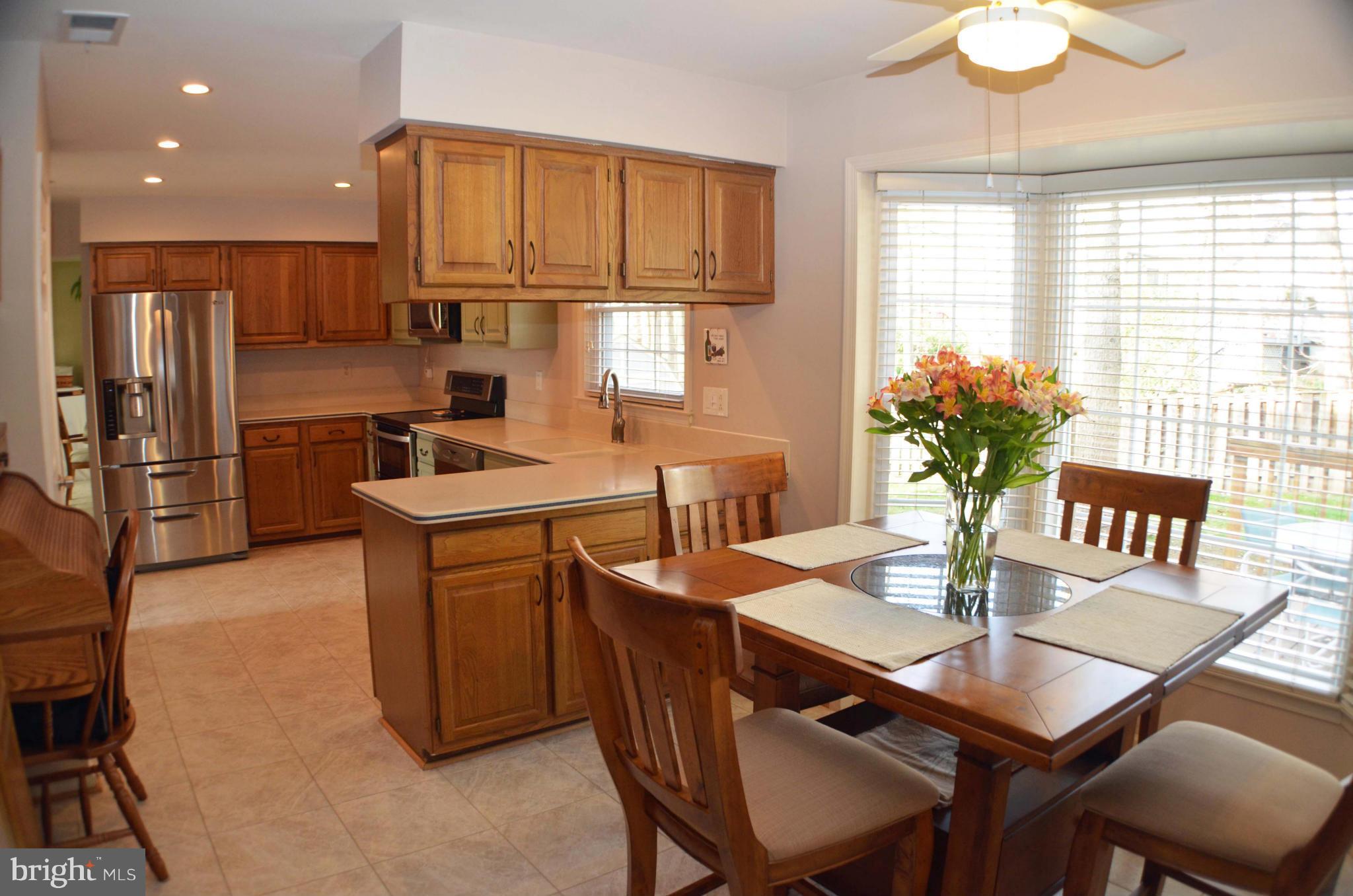 FOX MILL ESTATES - Residential