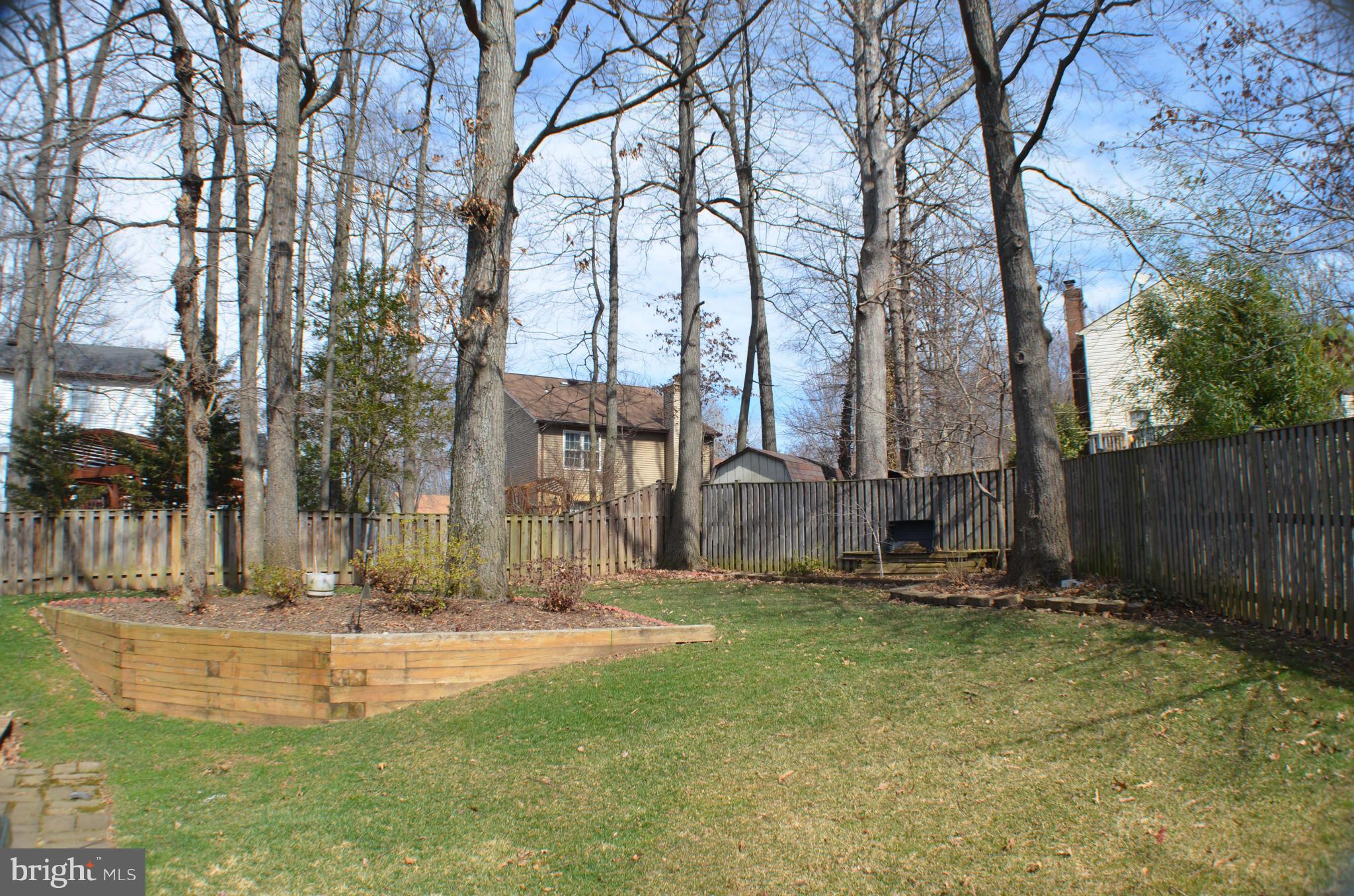 FOX MILL ESTATES - Residential