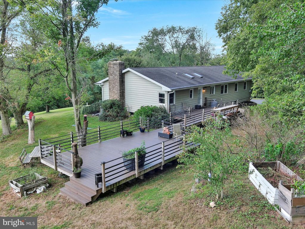 Photo of 205 HERRVILLE RD, WILLOW STREET, PA 17584 (MLS # PALA2040756)