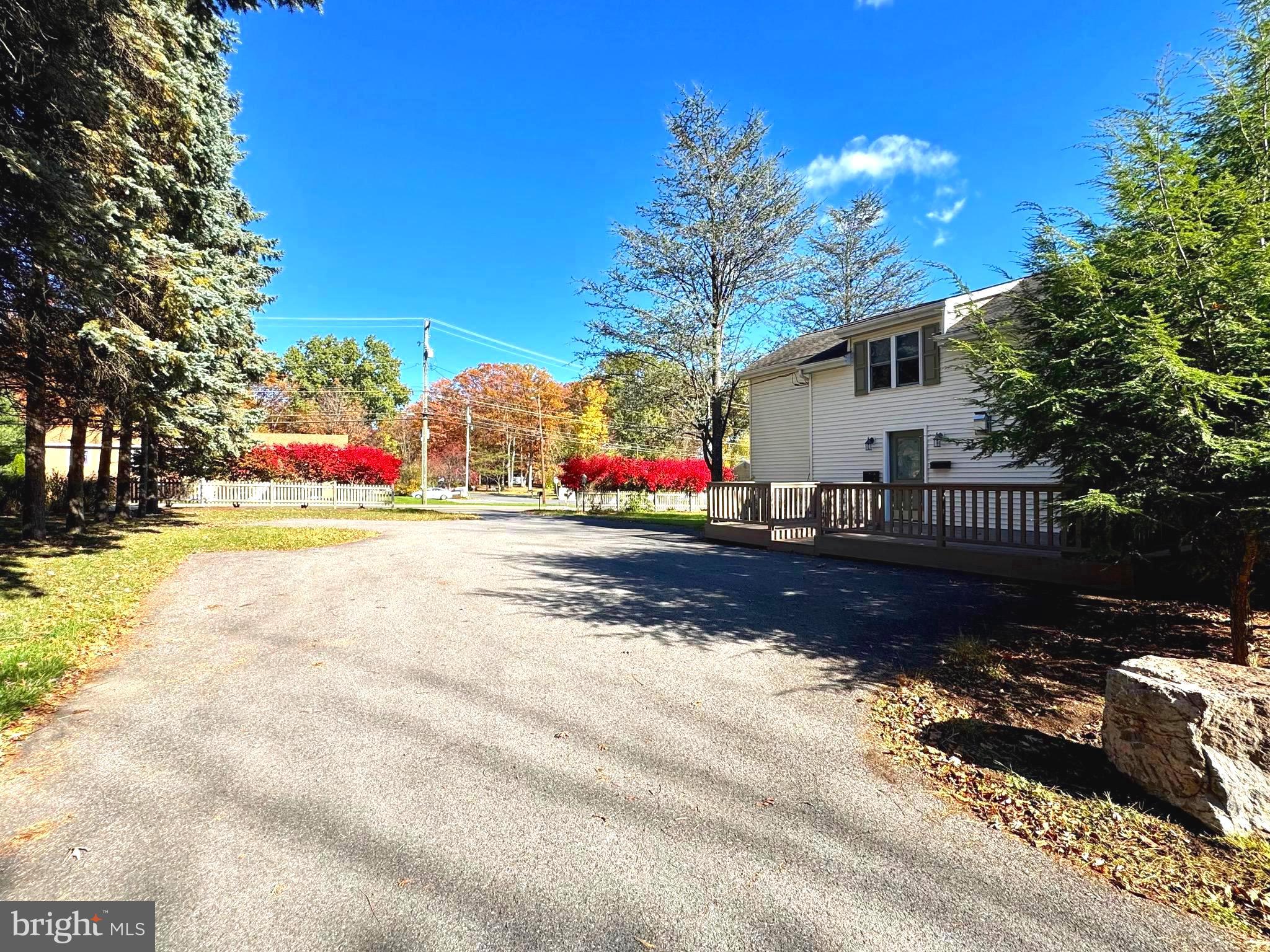 WOODYCREST - Residential