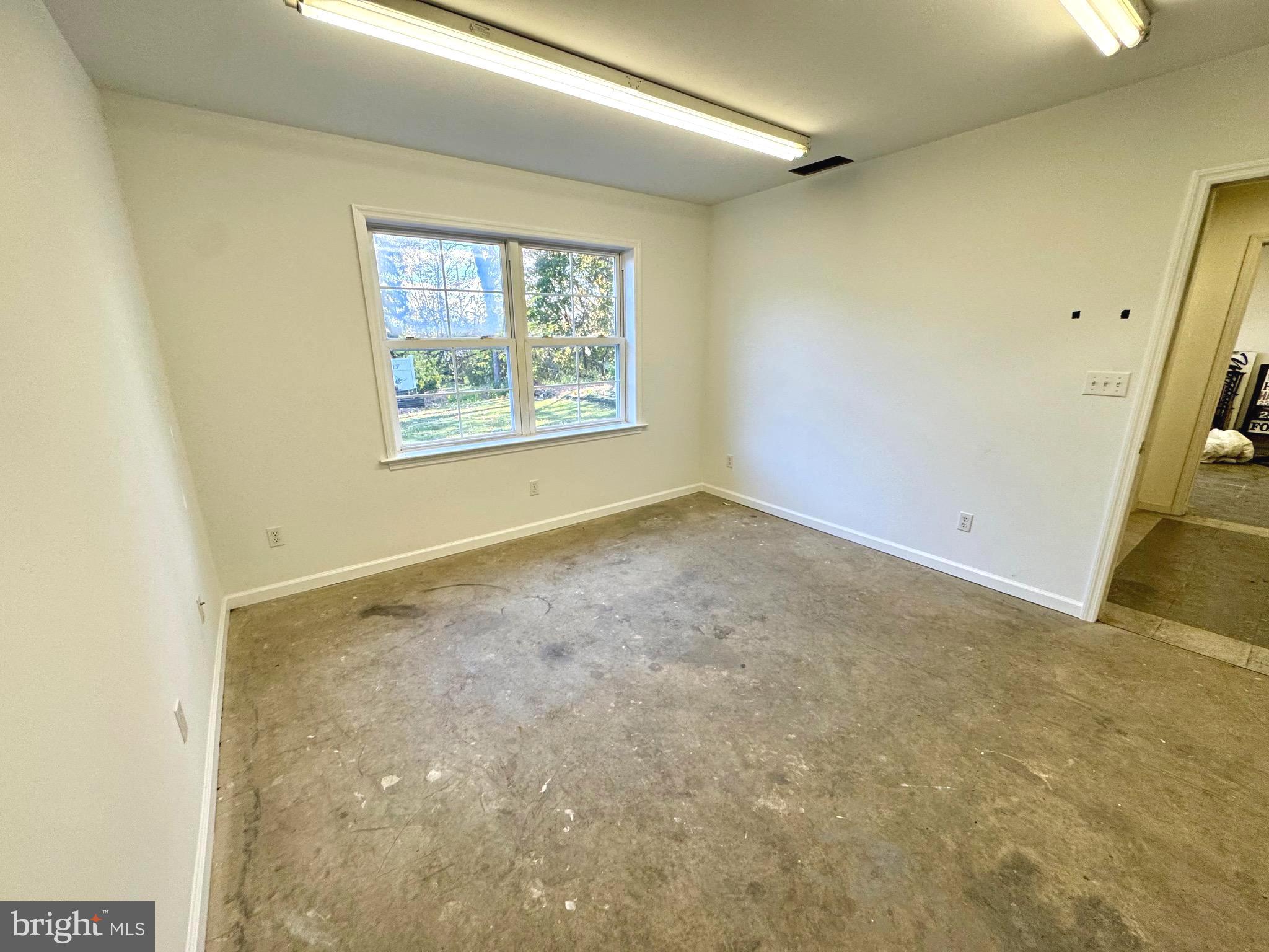 WOODYCREST - Residential