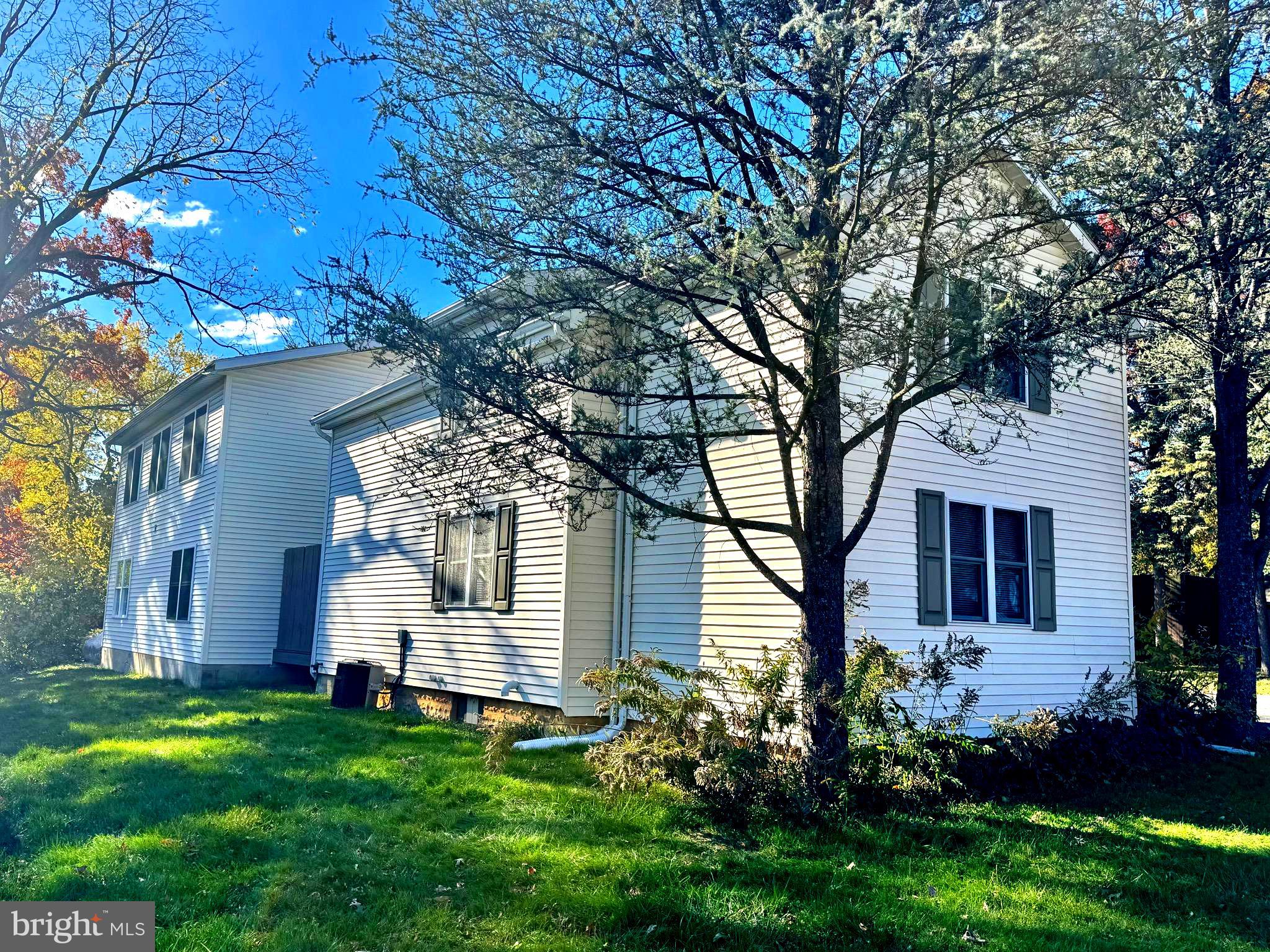 WOODYCREST - Residential