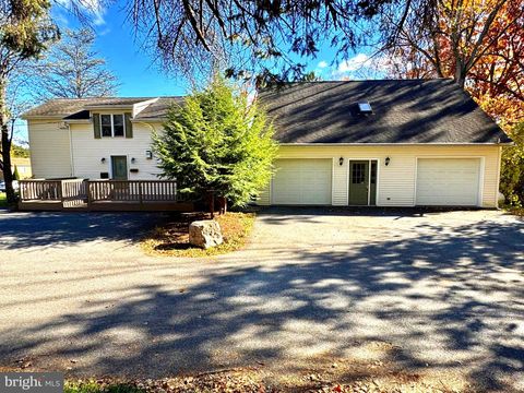 Photo of 1836 Waddle Road, STATE COLLEGE, PA 16803 (MLS # PACE2516604)