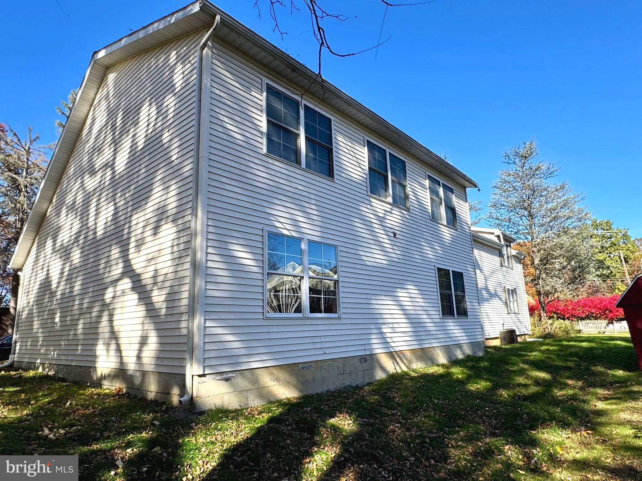 WOODYCREST - Residential